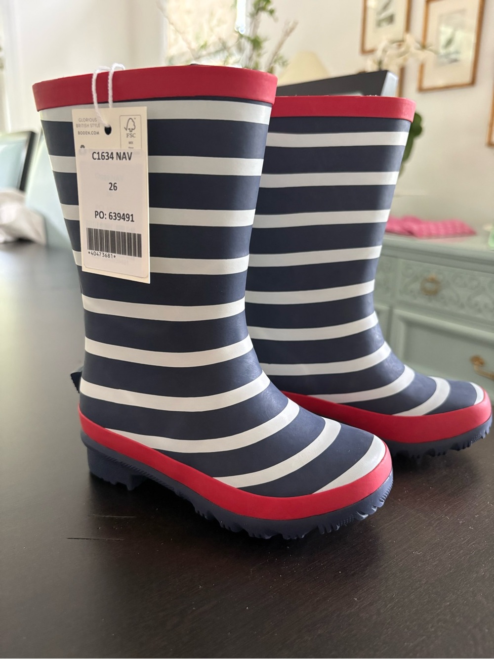 Mini Boden boots NWT size 26 (US 9) navy and white stripe, college navy stripe